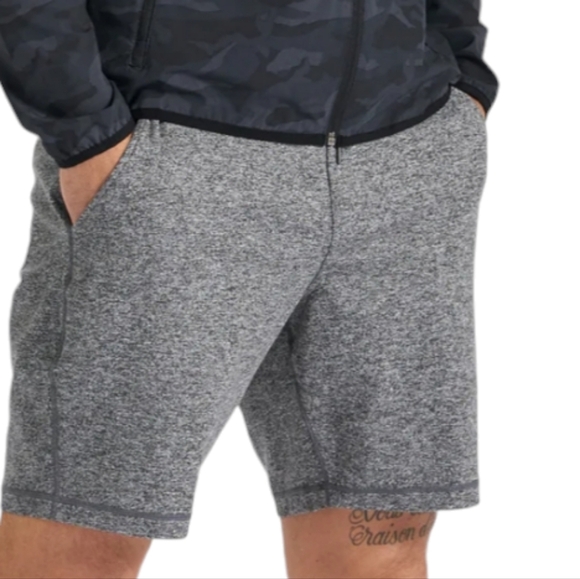 NEW..Vuori Pronto Heather Grey Men Drawstring Summer Activewear Shorts. Size XXL - Picture 3 of 11